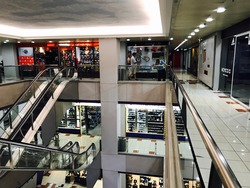 Peninsula Shopping Complex (D6), Retail #159093682